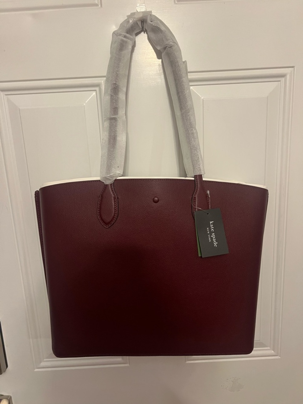 Kate Spade Large Suite Work Tote Crossgrain Leather - Cordovan KF895 - Picture 4 of 6